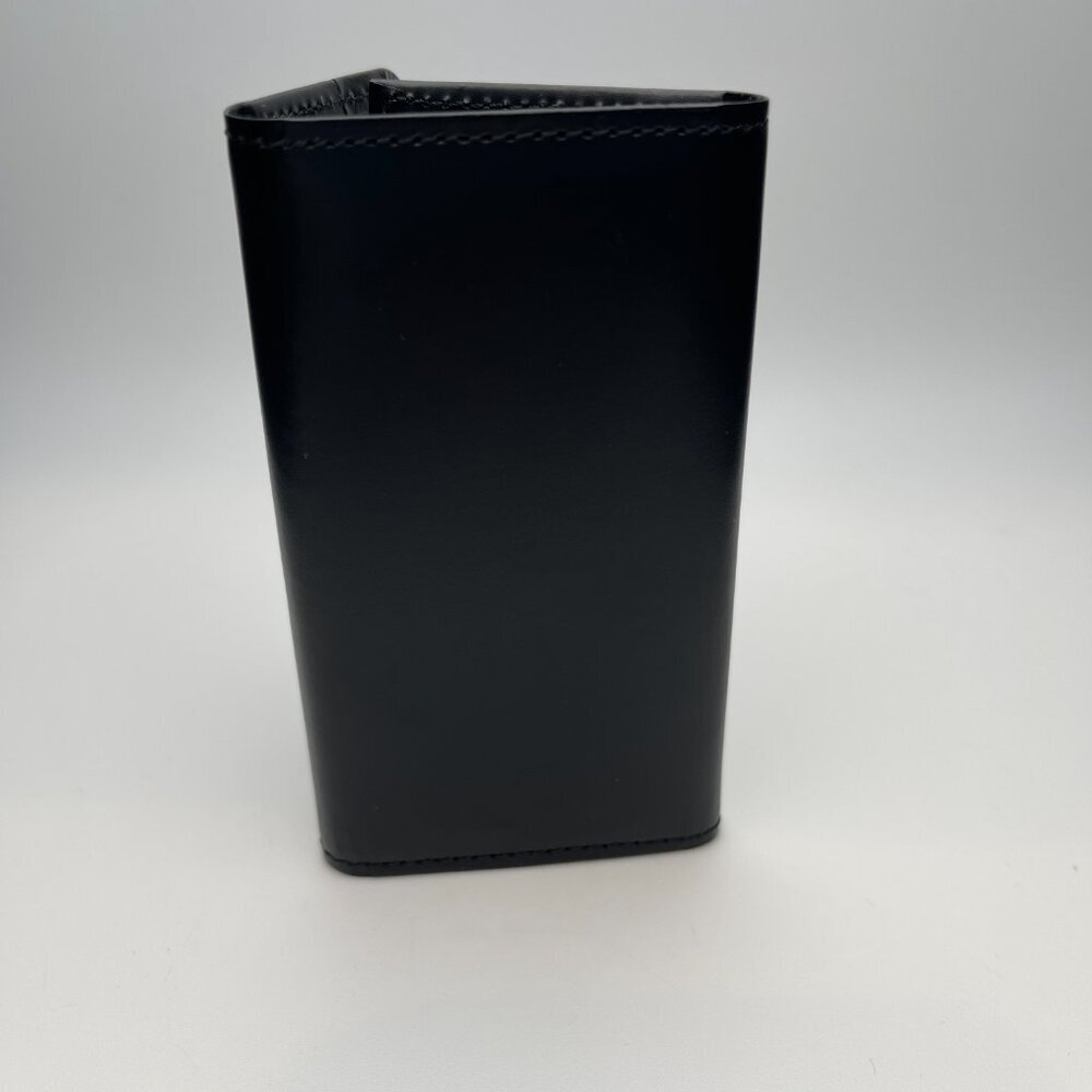 Burberrys Vintage Leather Key Holder with Nova Check Accents in Black - Preowned - Picture 2 of 9